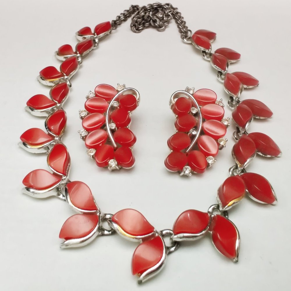 Holiday Set Red Moonglow Necklace Earrings